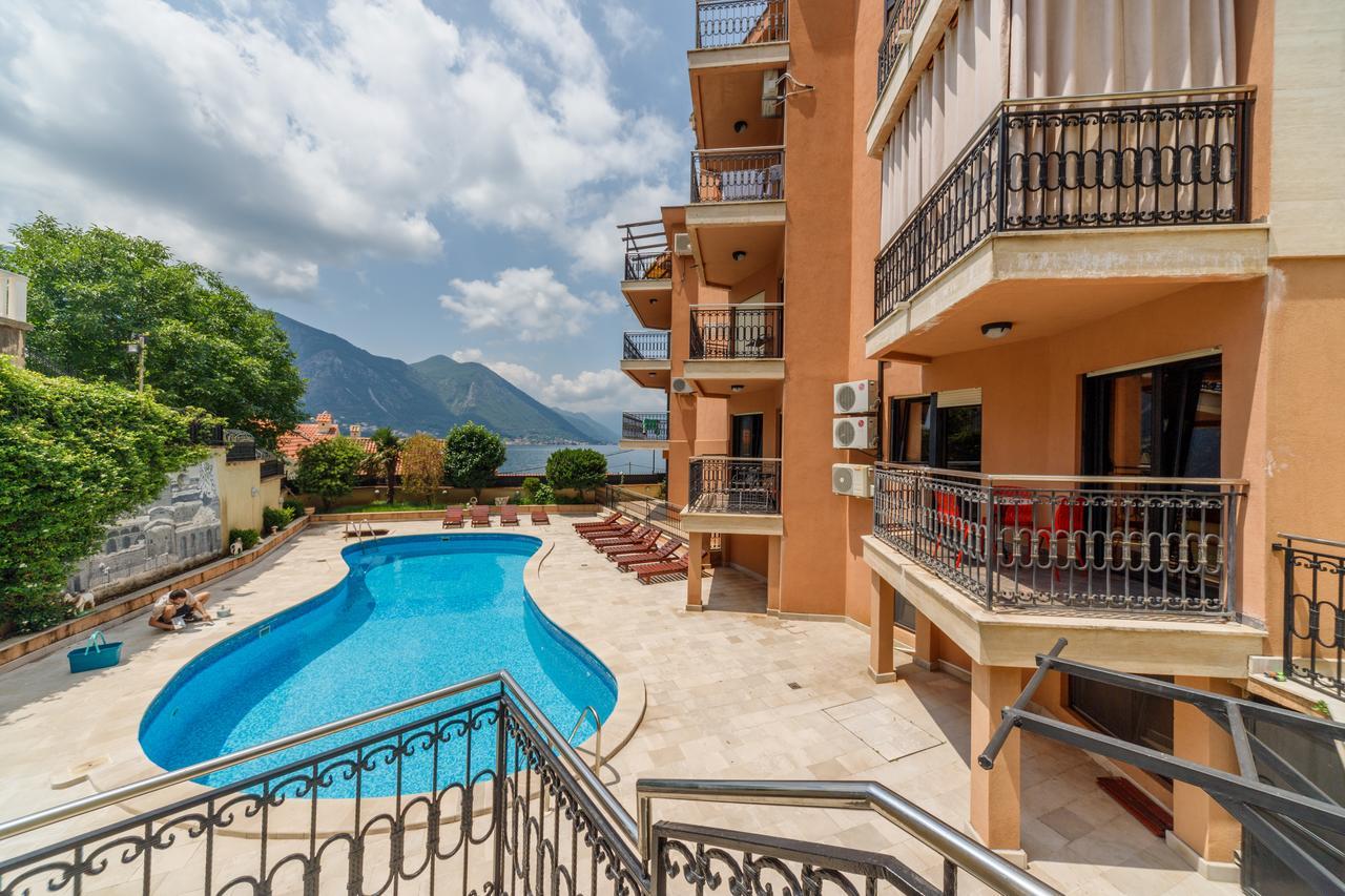 Apartments Coral Kotor Exterior foto